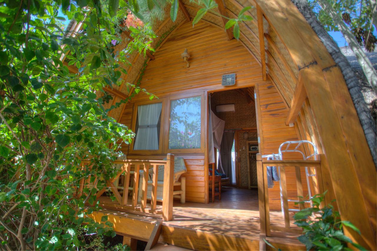 Damai Bungalows Гили Еър Екстериор снимка